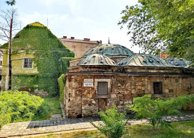 T&ouml;r&ouml;k f&uuml;rdős&eacute;ta a Kir&aacute;ly gy&oacute;gyf&uuml;rdőben, 2023. november 21.