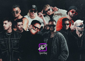 Valkusz Mil&aacute;nnal &eacute;s CHRSTPHR-rel startolt el Spaceship