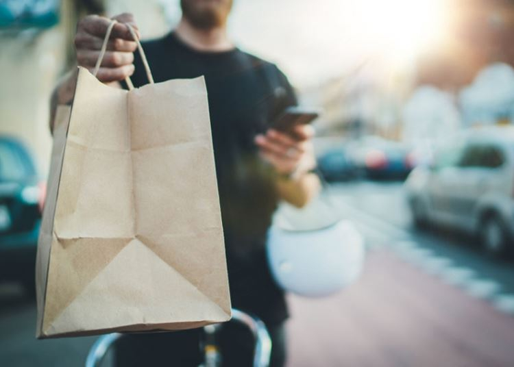 Ételrendelő cég felajánlása a vendéglátós szakmának