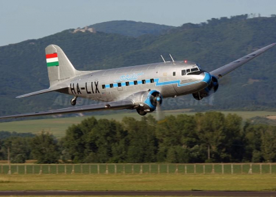 Repülj Malév Li-2 repülőgéppel Budapest felett!