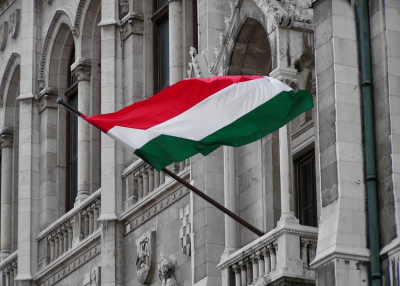 30 éve még a házakat is zászlók díszítették a nemzeti ünnepeken