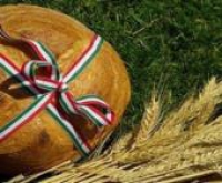 &Uacute;j Keny&eacute;r &Uuml;nnep, 2016. augusztus 18-20.