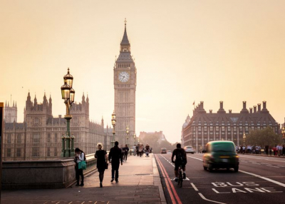 H&eacute;tfőtől p&eacute;nzb&iacute;rs&aacute;g v&aacute;r a Nagy-Britanni&aacute;b&oacute;l szabadidős c&eacute;llal kiutaz&oacute;kra