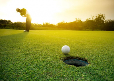Golfp&aacute;ly&aacute;val &eacute;s rendezv&eacute;nyhelysz&iacute;nnel bőv&uuml;l a Continental Group