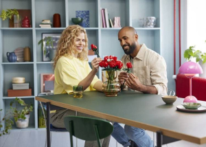 &Uacute;jragondolt Valentin-nap a LEGO-t&oacute;l