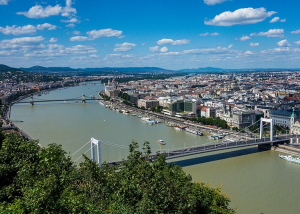 Csőd szélére került a koronavírus-járvány miatt a budapesti turizmus