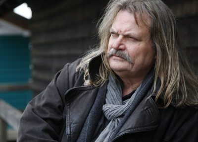 Augusztus 19-&eacute;n ingyenes koncertet ad a v&aacute;rban Leslie Mandoki